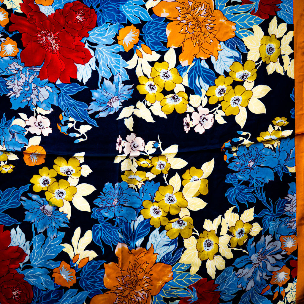 Scarf "Ayginer" (Gardens)